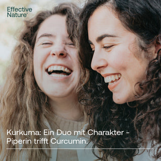 Zwei lachende Frauen, Text: Kurkuma – Piperin trifft Curcumin, Effective Nature Logo